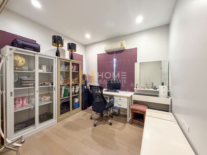 Setthasiri Charun-Pinklao, Bangkok, Lieb Tangrotfai Road, Bang Khun Non, Bangkok Noi, Bangkok, 4 Bedrooms, 245 sqm, Single Detached House For Sale, by HOME Real Estate Service, 500351073 - DDproperty.com