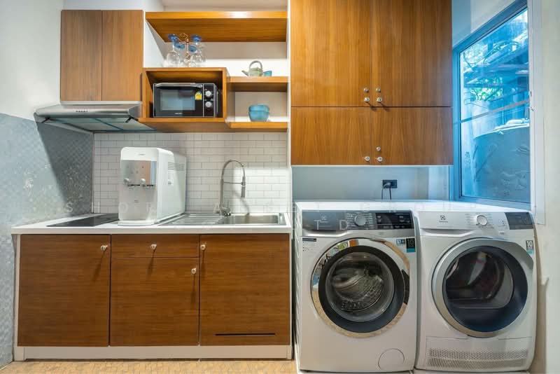 Townhome behind Ton Payom Market, Chiang Mai, Su Thep, Muang Chiang Mai, Chiang Mai, 4 Bedrooms, 150 sqm, Townhouse For Sale, by Shori Asset Group Co., Ltd., 500351084 - DDproperty.com