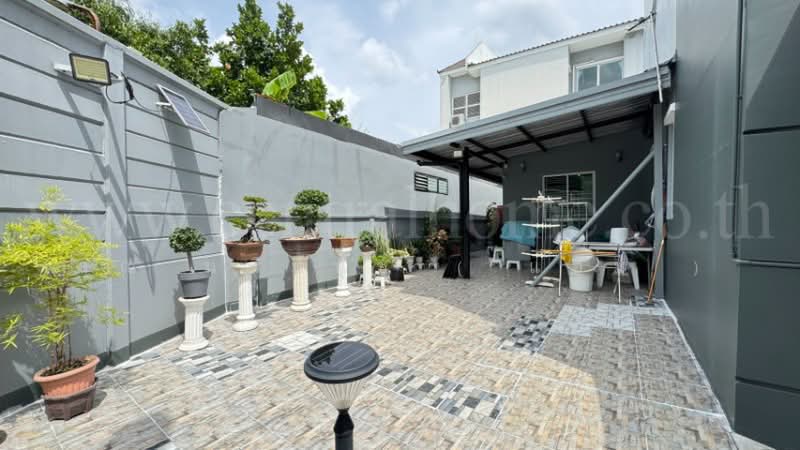 Baan Klang Muang Ratchada-Wongsawang, Nonthaburi, Piboonsongkram Road, Bang Khen, Muang Nonthaburi, Nonthaburi, 4 Bedrooms, 180 sqm, Townhouse For Sale, by คุณ นพินนุช ( แอม ), 500351091 - DDproperty.com