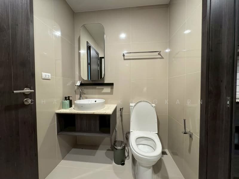XT Huaikhwang, Bangkok, 244 Ratchadaphisek Road, Huai Khwang, Bangkok, 1 Bedroom, 30 sqm, Condo For Rent, by Chanon Ekongkarn, 500351095 - DDproperty.com