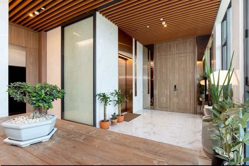 Sindhorn Lumpini, Bangkok, Sarasin Road, Lumphini, Pathum Wan, Bangkok, 3 Bedrooms, 230 sqm, Condo For Sale, by Pattaporn Yongsungnone, 500351111 - DDproperty.com