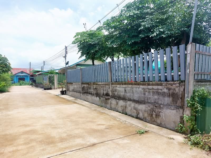 บ้านเดี่ยวพร้อมกิจการโพนพิสัย หนองคาย, Nong Khai, Chum Phon, Phon Phisai, Nong Khai, 2 Bedrooms, 200 sqm, Single Detached House For Sale, by The Best Property เป้า, 500351123 - DDproperty.com