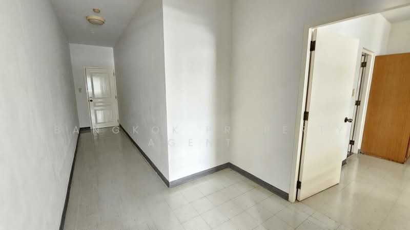 Krungthep Thani Tower, Bangkok, 56 Soi Sukhumvit 24, Khong Tan, Khlong Toei, Bangkok, 3 Bedrooms, 390 sqm, Condo For Rent, by BANGKOK PROPERTY AGENTS, 500351164 - DDproperty.com