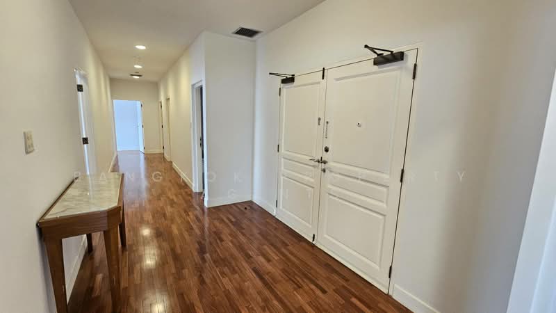Krungthep Thani Tower, Bangkok, 56 Soi Sukhumvit 24, Khong Tan, Khlong Toei, Bangkok, 3 Bedrooms, 390 sqm, Condo For Rent, by BANGKOK PROPERTY AGENTS, 500351164 - DDproperty.com