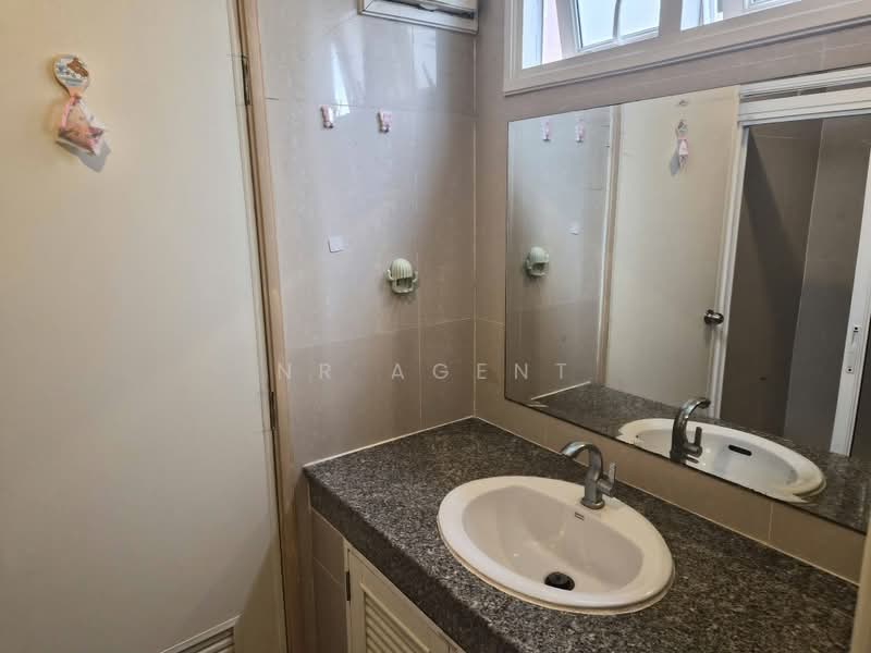Happy Condo Ratchada 18, Bangkok, Mu Ban Yu Charoen 29 Alley, Samsen Nok, Huai Khwang, Bangkok, Studio, 28 sqm, Condo For Sale, by NR AGENT, 500351174 - DDproperty.com