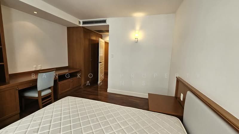 Krungthep Thani Tower, Bangkok, 56 Soi Sukhumvit 24, Khong Tan, Khlong Toei, Bangkok, 3 Bedrooms, 230 sqm, Condo For Rent, by BANGKOK PROPERTY AGENTS, 500351182 - DDproperty.com