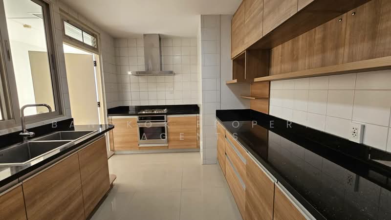 Krungthep Thani Tower, Bangkok, 56 Soi Sukhumvit 24, Khong Tan, Khlong Toei, Bangkok, 3 Bedrooms, 230 sqm, Condo For Rent, by BANGKOK PROPERTY AGENTS, 500351182 - DDproperty.com