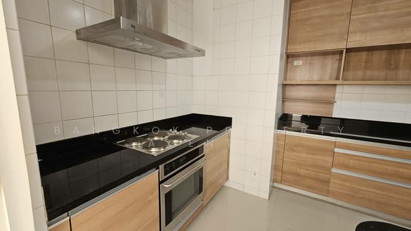 Krungthep Thani Tower, Bangkok, 56 Soi Sukhumvit 24, Khong Tan, Khlong Toei, Bangkok, 3 Bedrooms, 230 sqm, Condo For Rent, by BANGKOK PROPERTY AGENTS, 500351182 - DDproperty.com