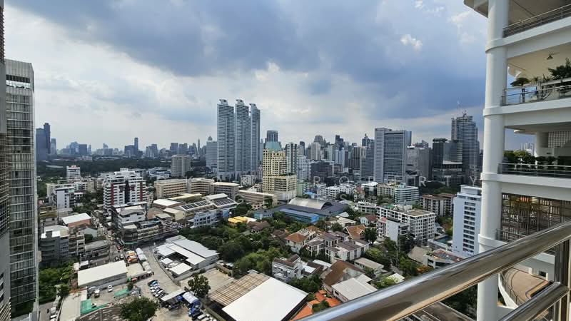 Krungthep Thani Tower, Bangkok, 56 Soi Sukhumvit 24, Khong Tan, Khlong Toei, Bangkok, 3 Bedrooms, 230 sqm, Condo For Rent, by BANGKOK PROPERTY AGENTS, 500351182 - DDproperty.com