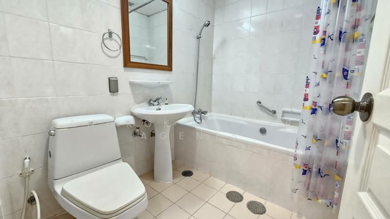 Krungthep Thani Tower, Bangkok, 56 Soi Sukhumvit 24, Khong Tan, Khlong Toei, Bangkok, 2 Bedrooms, 190 sqm, Condo For Rent, by BANGKOK PROPERTY AGENTS, 500351212 - DDproperty.com