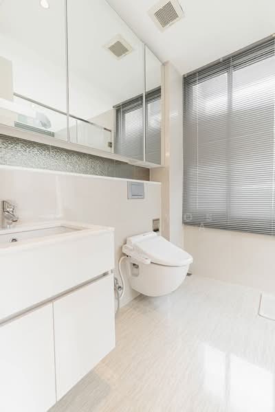 H Sukhumvit 43, Bangkok, 28 Sukhumvit 34 Road, Khlong Tan Nua, Watthana, Bangkok, 2 Bedrooms, 60 sqm, Condo For Rent, by Kiattiyos Chaisura, 500351239 - DDproperty.com