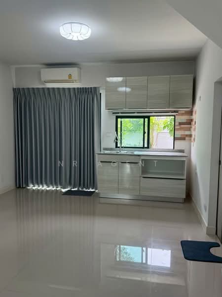 Baan Klang Muang Ratchaphruek - Rattanathibet : บ้านกลางเมือง ราชพฤกษ์ - รัตนาธิเบศร์, นนทบุรี, ซอย โยธาธิการ นนทบุรี 2023, บางรักใหญ่, บางบัวทอง, นนทบุรี, 145 ตร.ม., ทาวน์เฮ้าส์ ขาย, โดย NR AGENT, 500351308 - DDproperty.com