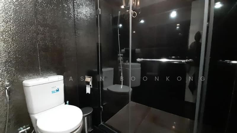 Rhythm Sukhumvit 36-38, Bangkok, 55 Soi Sukhumvit 36, Sukhumvit Road, Phra Kanong, Khlong Toei, Bangkok, 2 Bedrooms, 56 sqm, Condo For Sale, by Suthasin Boonkong, 500351416 - DDproperty.com