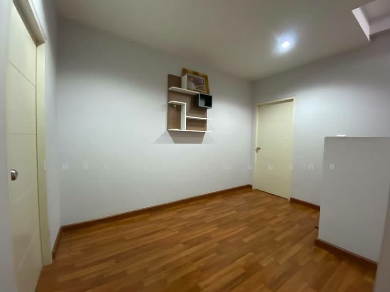 The Exclusive Pattanakarn 44, Bangkok, Soi Phatthanakan 44, Phatthanakan Road, Suan Luang, Bangkok, 3 Bedrooms, 250 sqm, Townhouse For Rent, by ไพลิน เลิศวัฒนมงคล, 500351442 - DDproperty.com