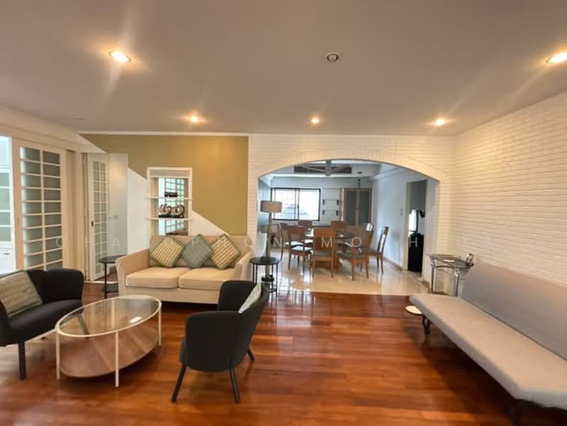 Siam Penthouse 2 Condominium : สยาม เพนท์เฮาส์ 2 คอนโดมิเนียม, กรุงเทพ, 72 ซอยสาทร 1 ถนนสาทร, ทุ่งมหาเมฆ, สาทร, กรุงเทพ, 170 ตร.ม., คอนโด ให้เช่า, โดย Chatuphon Mochida, 500351447 - DDproperty.com