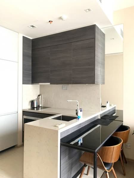 The Esse Asoke, Bangkok, 333 Soi Sukhumvit 21, Sukhumvit Road, Khlongtoei Nua, Watthana, Bangkok, 1 Bedroom, 37 sqm, Condo For Rent, by Suthasin Boonkong, 500351456 - DDproperty.com