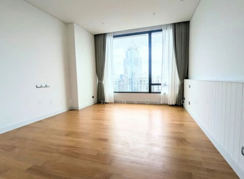 Sindhorn Residence, Bangkok, 54 Soi Ton Son, Lumphini, Pathum Wan, Bangkok, 3 Bedrooms, 148 sqm, Condo For Sale, by Tarit Chinsomboon, 500351489 - DDproperty.com