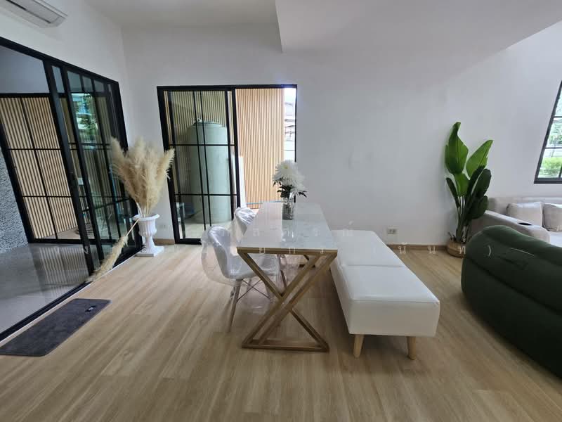 The Connect Watcharaphon Express Way, Bangkok, 79 Phetkasem Road, Tha Rang, Bang Khen, Bangkok, 3 Bedrooms, 120 sqm, Townhouse For Sale, by นภัสศรณ์ วงศ์สินไทยกร (นันท์), 500351545 - DDproperty.com