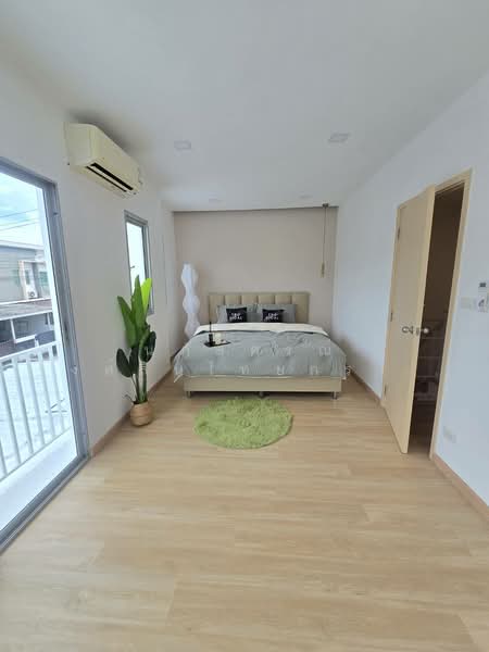 The Connect Watcharaphon Express Way, Bangkok, 79 Phetkasem Road, Tha Rang, Bang Khen, Bangkok, 3 Bedrooms, 120 sqm, Townhouse For Sale, by นภัสศรณ์ วงศ์สินไทยกร (นันท์), 500351545 - DDproperty.com