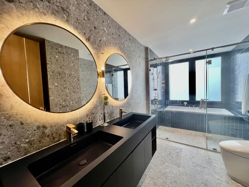 Via 34, Bangkok, 15 Soi Sukhumvit 34, Khong Tan, Khlong Toei, Bangkok, 3 Bedrooms, 146 sqm, Condo For Rent, by Thananthorn Wongvarnkaseam, 500351576 - DDproperty.com
