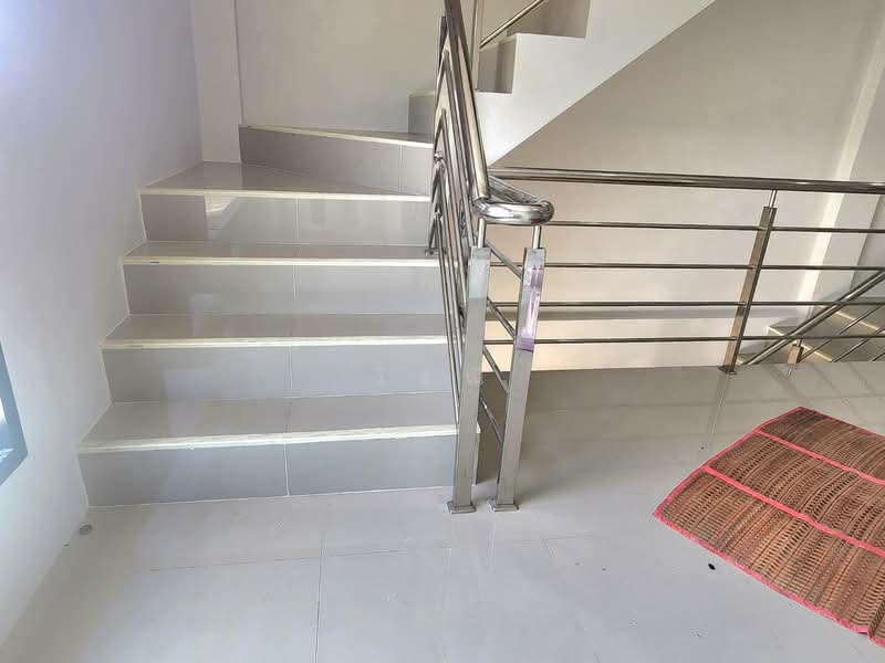 เช่าอาคารพาณิชย์ 1 คูหา 3 ชั้น, Nakhon Ratchasima, Hua Thale, Muang Nakhon Ratchasima, Nakhon Ratchasima, , 155 sqm, Shophouse For Rent, by วิรณี, 500351603 - DDproperty.com