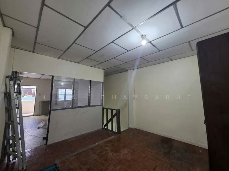 ทาวน์เฮ้าส์ ซอยโพธิ์ปั้น Mrtพระราม9, Bangkok, Din Daeng, Bangkok, 2 Bedrooms, 130 sqm, Townhouse For Rent, by Thiya​ Chaysabut, 500351672 - DDproperty.com