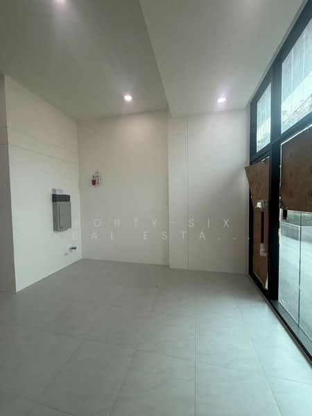 พื้นที่ร้านค้าให้เช่า ติดถนนอุดมสุข, Bangkok, Bang Na Nuea, Bang Na, Bangkok, , 72 sqm, Shophouse For Rent, by Forty-Six Real Estate Group, 500351673 - DDproperty.com