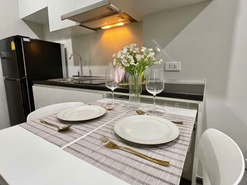 Rich Park @ Triple Station, Bangkok, 591 Srinakarin Road, Suan Luang, Bangkok, 1 Bedroom, 30 sqm, Condo For Rent, by Connex Property, 500351706 - DDproperty.com