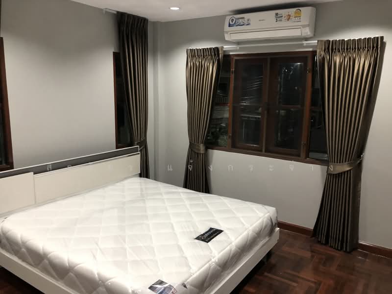 Vararom Lakeview : วรารมย์ เลควิลล์, สมุทรปราการ, ถนนบางพลี-ตำหรุ, บางพลีใหญ่, บางพลี, สมุทรปราการ, 300 ตร.ม., บ้านเดี่ยว ให้เช่า, โดย สิรวัชร แจ้งกระจ่าง, 500351711 - DDproperty.com