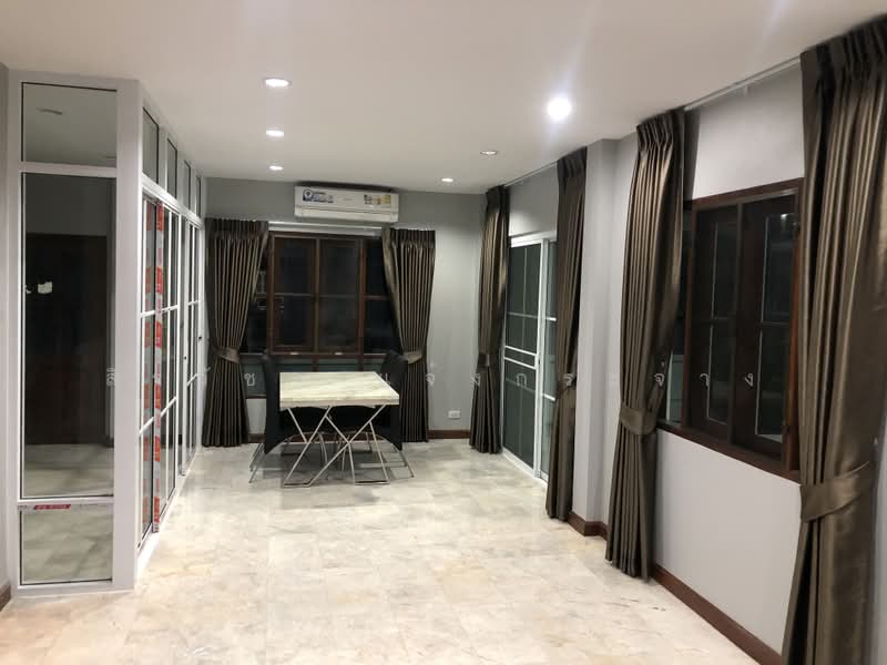 Vararom Lakeview : วรารมย์ เลควิลล์, สมุทรปราการ, ถนนบางพลี-ตำหรุ, บางพลีใหญ่, บางพลี, สมุทรปราการ, 300 ตร.ม., บ้านเดี่ยว ให้เช่า, โดย สิรวัชร แจ้งกระจ่าง, 500351711 - DDproperty.com