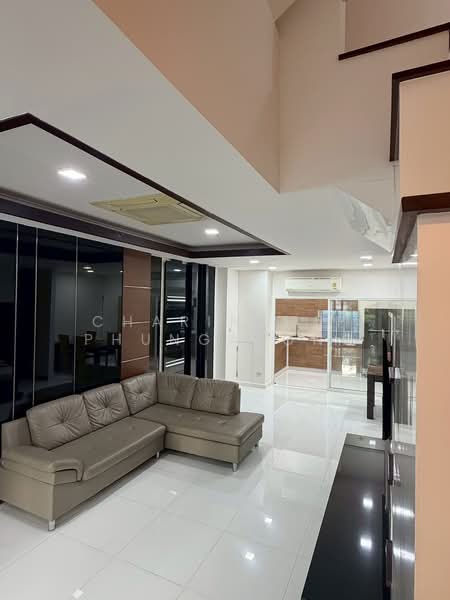 Baan Klang Muang Urbanion Rama 9-Ladprao, Bangkok, Soi Ladprao 84, Ladprao Road, Wang Thonglang, Bangkok, 3 Bedrooms, 180 sqm, Townhouse For Rent, by Charinthip Phungalong, 500351718 - DDproperty.com