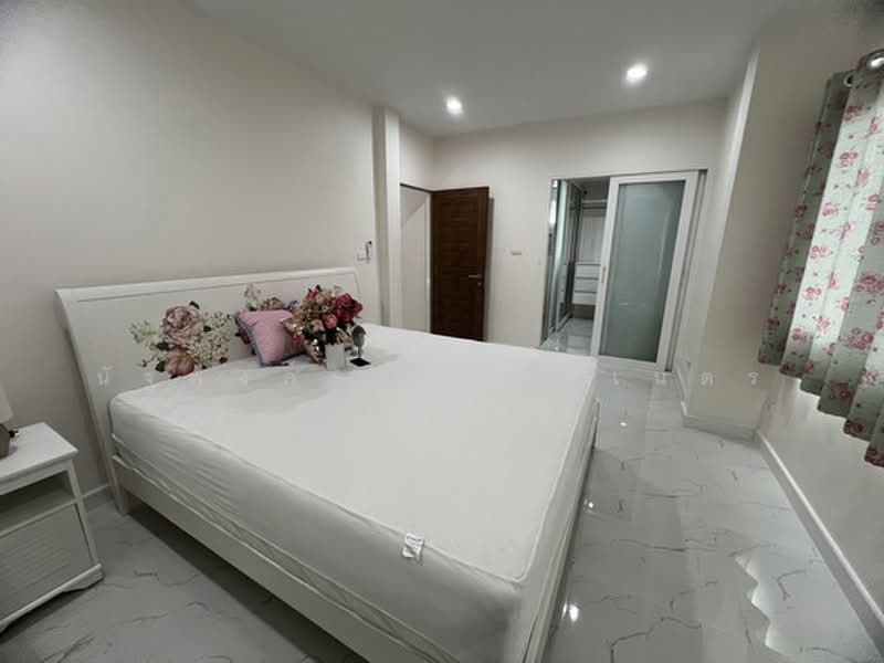 Casa Ville Ratchapruek-Rattanathibet, Nonthaburi, Soi Ratchapruek - Rattanathibet 1, Bang Rak Noi, Muang Nonthaburi, Nonthaburi, 3 Bedrooms, 180 sqm, Single Detached House For Rent, by นัฐพงค์ มณีอัครเนตร, 500351736 - DDproperty.com