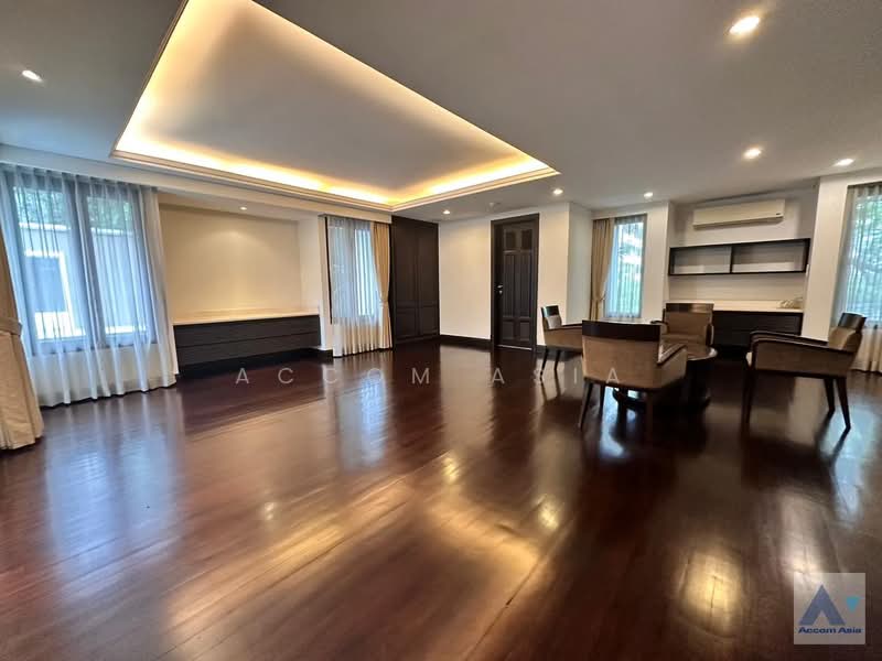 Private Swimming Pool 4 Bedrooms House for Rent in Sukhumvit, Bangkok near BTS Asok - MRT Sukhumvit, Bangkok, Khlong Tan Nua, Watthana, Bangkok, 4 Bedrooms, 680 sqm, Single Detached House For Rent, by Accom Asia, 500351738 - DDproperty.com