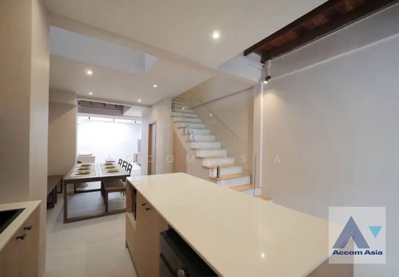 Newly renovated 2 Bedrooms Townhouse for Rent in Sukhumvit, Bangkok near BTS Asok, กรุงเทพ, คลองตันเหนือ, วัฒนา, กรุงเทพ, 120 ตร.ม., บ้านเดี่ยว ให้เช่า, โดย Accom Asia, 500351754 - DDproperty.com
