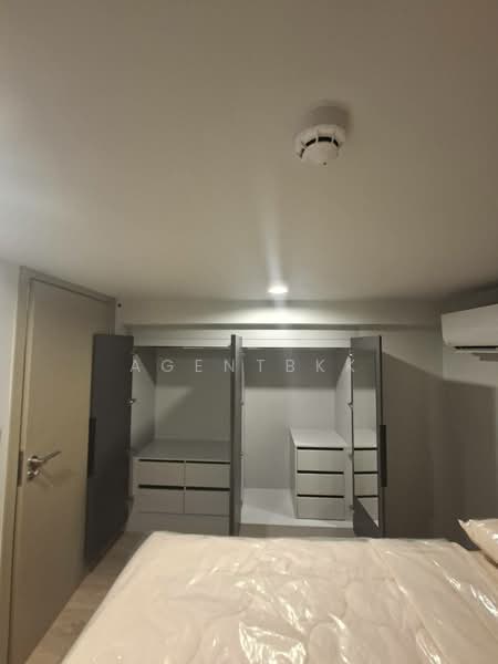 Culture Chula, Bangkok, 38/12 Soi Pratu Chai, Si Phraya, Bang Rak, Bangkok, 2 Bedrooms, 34 sqm, Condo For Sale, by Agentbkk, 500351761 - DDproperty.com