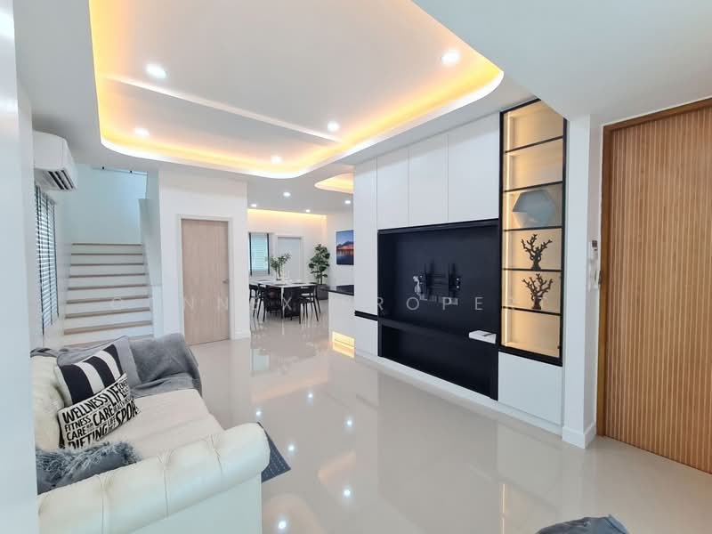 Nirvana Absolute Krungthep Kreetha, Bangkok, Soi Krungthep Kreetha B 5, Saphan Sung, Bangkok, 3 Bedrooms, 300 sqm, Single Detached House For Rent, by Connex Property, 500351770 - DDproperty.com