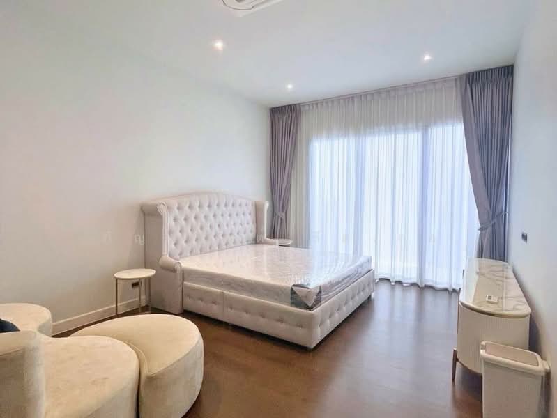 BuGaan Krungthep Kreetha, Bangkok, 109 15 Soi Krungthep Kreetha, Hua Mak, Bang Kapi, Bangkok, 4 Bedrooms, 430 sqm, Single Detached House For Rent, by กัญนภันต์ ลีดเกอ, 500351771 - DDproperty.com