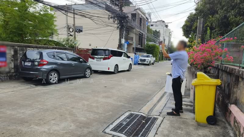 ที่ดินพร้อมสิ่งปลูกสร้างใจกลางกรุง พหลโยธินซอย 8 เดินทางสะดวกเข้าออกได้หลายทาง, กรุงเทพ, สามเสนใน, พญาไท, กรุงเทพ, 796 ตร.ม., ที่ดิน ขาย, โดย Anumas Hangkul, 500351779 - DDproperty.com