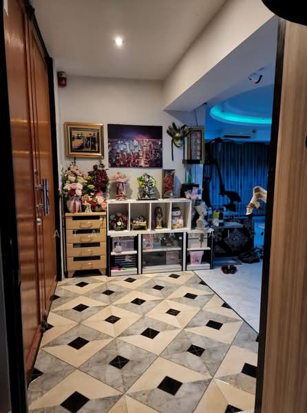 Four Street Mansion, Bangkok, Soi Phahonyothin 24, Phahonyothin Road, Jom Phon, Chatuchak, Bangkok, 2 Bedrooms, 250 sqm, Condo For Sale, by Anya Atarchanai , 500351853 - DDproperty.com