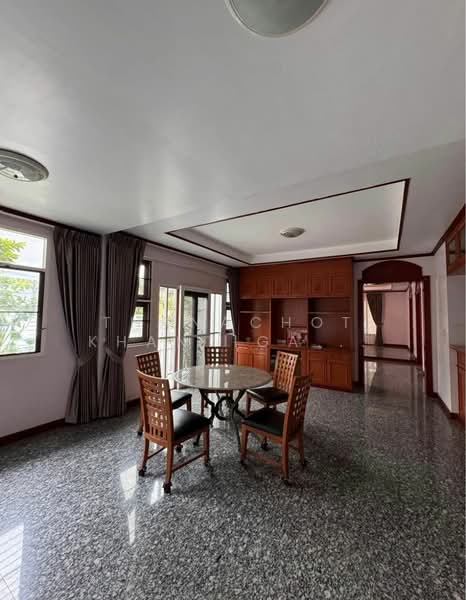 บ้าน 4-ห้องนอน, กรุงเทพ, บางนาใต้, บางนา, กรุงเทพ, 350 ตร.ม., บ้านเดี่ยว ให้เช่า, โดย Thanachot Khantigamongun, 500351904 - DDproperty.com