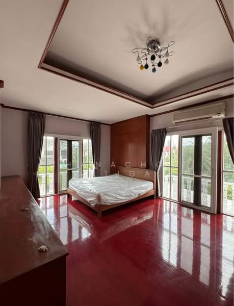 4-BR House, Bangkok, Bang Na Tai, Bang Na, Bangkok, 4 Bedrooms, 350 sqm, Single Detached House For Rent, by Thanachot Khantigamongun, 500351904 - DDproperty.com