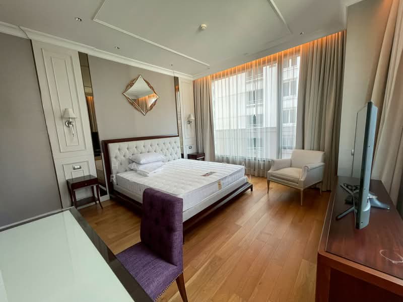 Sindhorn Residence, Bangkok, 54 Soi Ton Son, Lumphini, Pathum Wan, Bangkok, 2 Bedrooms, 154 sqm, Condo For Rent, by Hathairat  Rookphan  , 500351921 - DDproperty.com