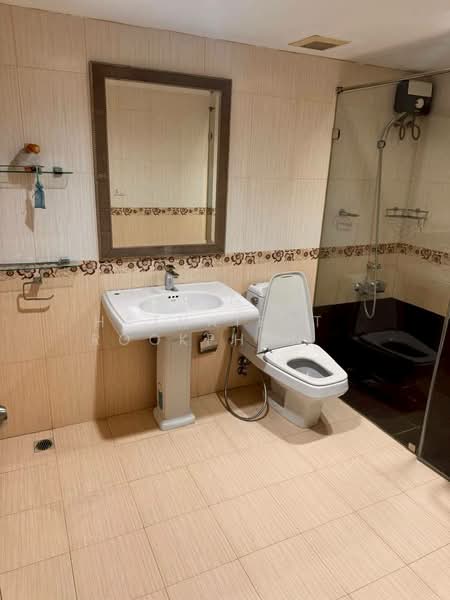 Fairview Tower, Bangkok, 40 Soi Sukhumvit 18, Khlong Toei, Bangkok, 3 Bedrooms, 257 sqm, Condo For Rent, by Hathairat  Rookphan  , 500351925 - DDproperty.com