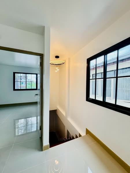 หมู่บ้านธนพัฒนา ซ.นนทบุรี8แยก2, Nonthaburi, Bang Kra So, Muang Nonthaburi, Nonthaburi, 2 Bedrooms, 110 sqm, Townhouse For Sale, by นันธิกา ศรีสุวรรณ, 500351952 - DDproperty.com