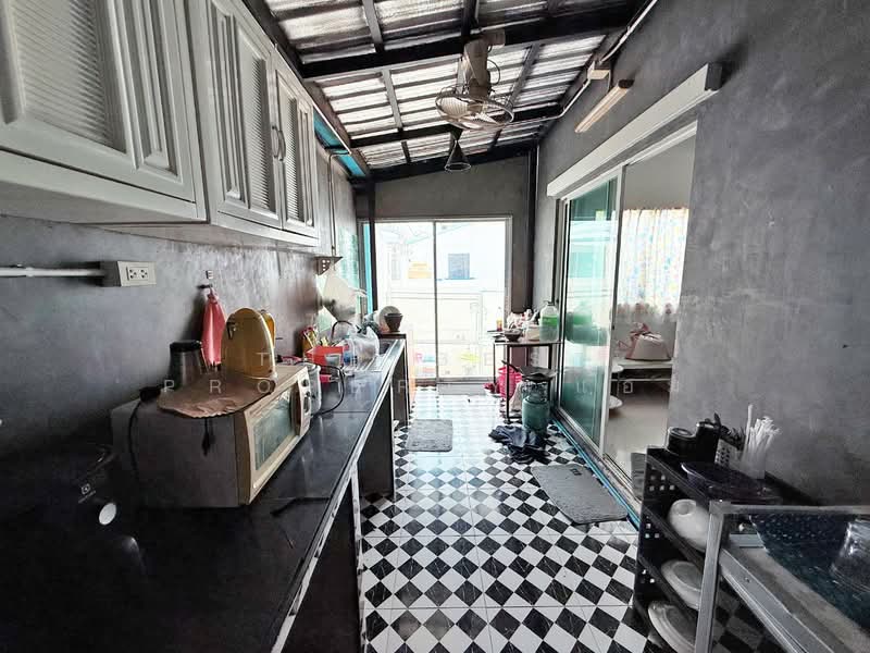 The Connect Teparak-MuangMai, Samut Prakan, Thepharak Road, Bang Phriang, Bang Bo, Samut Prakan, 3 Bedrooms, 100 sqm, Townhouse For Sale, by The Best Property แอม, 500351984 - DDproperty.com