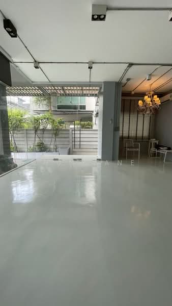 B-Square Rama 9 - Mengjai : บี สแควร์ พระราม 9 - เหม่งจ๋าย, กรุงเทพ, ซอยสหการประมูล, วังทองหลาง, กรุงเทพ, 400 ตร.ม., ทาวน์เฮ้าส์ ให้เช่า, โดย Khun Jane, 500352007 - DDproperty.com