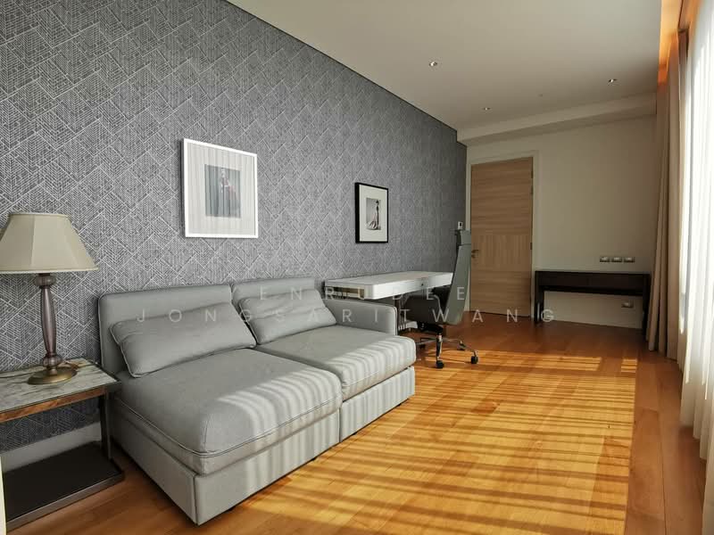 Sindhorn Residence, Bangkok, 54 Soi Ton Son, Lumphini, Pathum Wan, Bangkok, 3 Bedrooms, 197 sqm, Condo For Rent, by Yenrudee Jongsaritwang, 500352019 - DDproperty.com