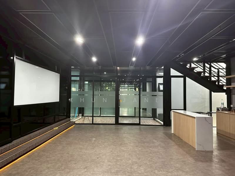 Office Building for Rent Near BTS Bearing (SPSJP396), Bangkok, ลาซาล 41, Bang Na Tai, Bang Na, Bangkok, , 850 sqm, Office Space For Rent, by Khun Jane, 500352038 - DDproperty.com