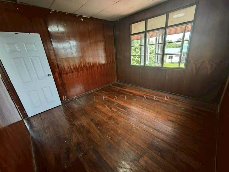 บ้านหลังใหญ่ ที่ดินกว้าง 150 ตร.ว. อรัญญิก, พิษณุโลก, อรัญญิก, เมืองพิษณุโลก, พิษณุโลก, 150 ตร.ม., บ้านเดี่ยว ขาย, โดย ERA Thailand, 500352046 - DDproperty.com