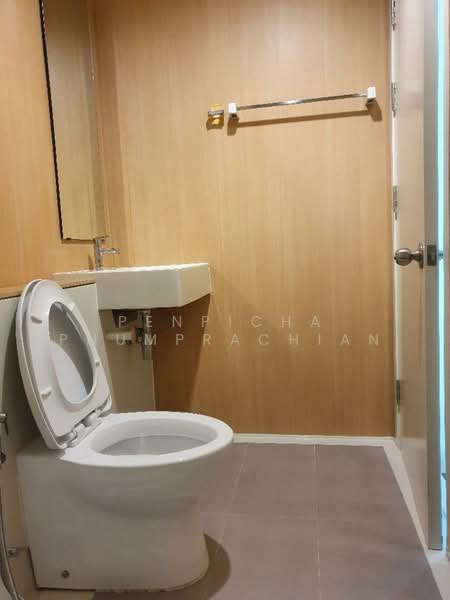 Aspire Sathorn-Thapra, Bangkok, 359 Ratchaphruek Road, Bukkalo, Thon Buri, Bangkok, 1 Bedroom, 31 sqm, Condo For Rent, by Penpicha Phumprachian, 500352058 - DDproperty.com